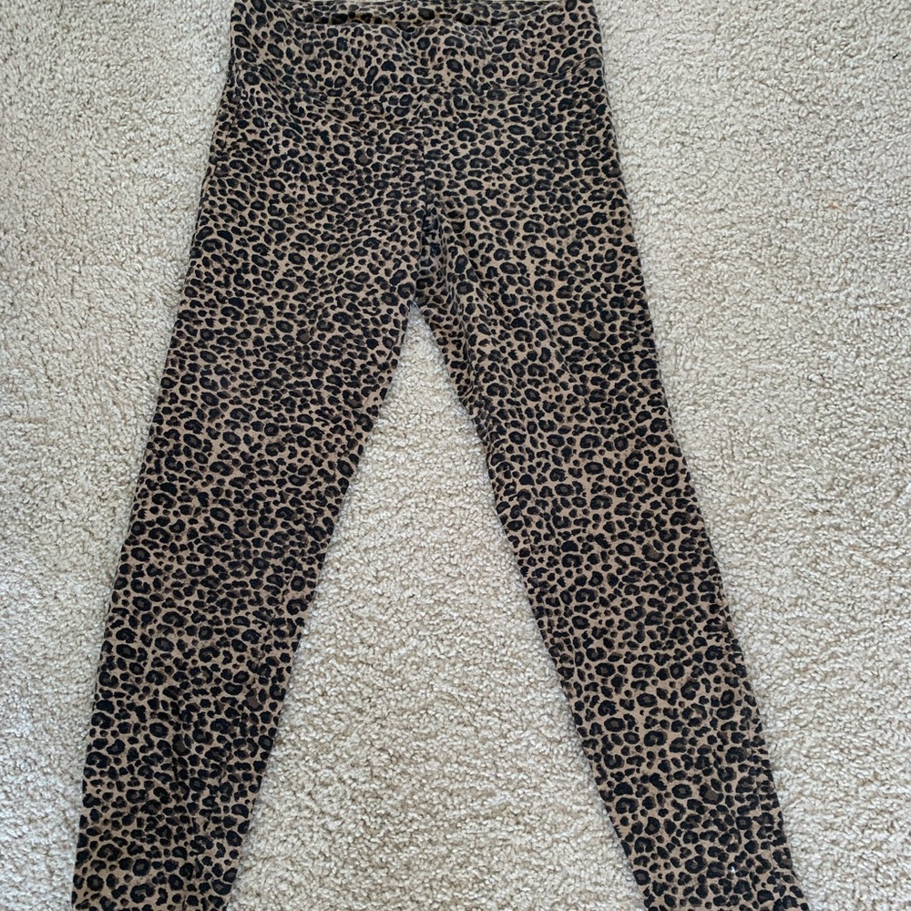 Cheetah print leggings